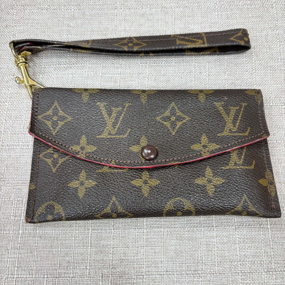 Wristlet